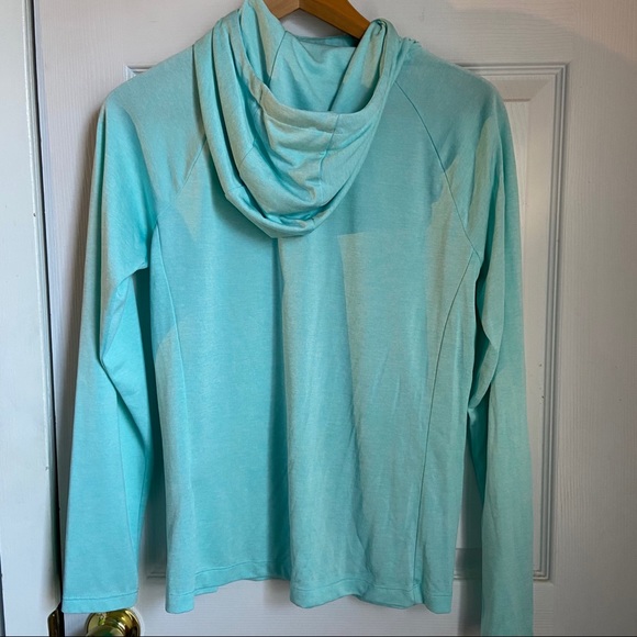 UNDER ARMOUR Hooded Long Sleeve Running Top - Picture 3 of 3